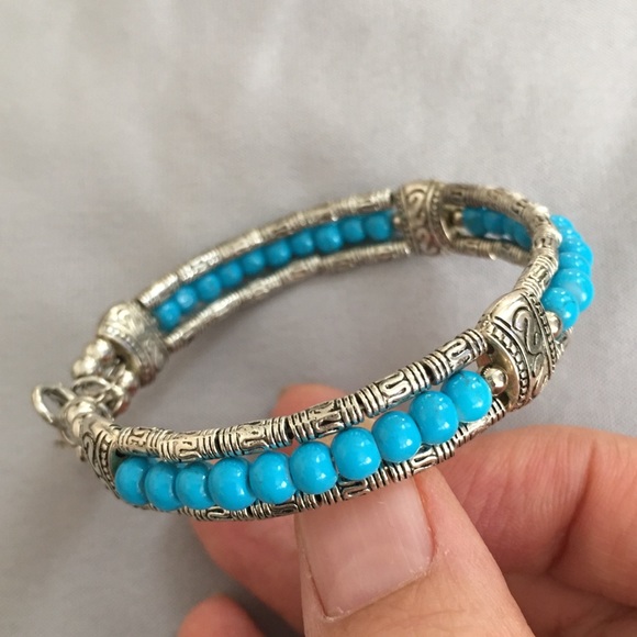 Silver tone & turquoise color bracelet - Picture 4 of 5
